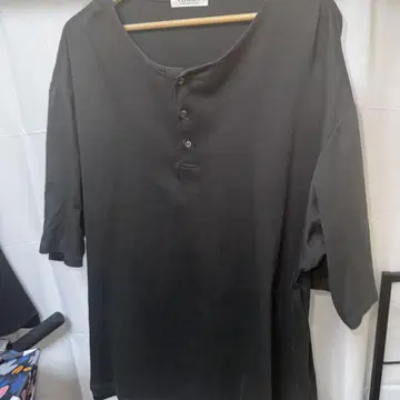 컨팩트 헨리넥 티셔츠