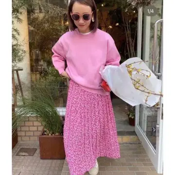 rosy Monster florets pleats skirt