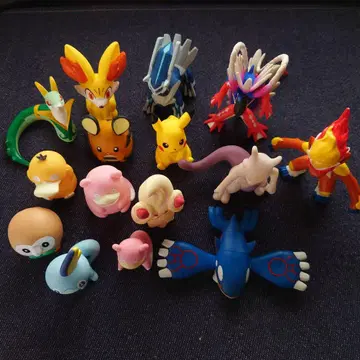 포켓몬 소프트 비닐 피규어 모음