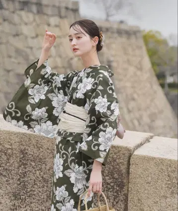 [ utatane ] 올리브 그린 꽃무늬 유카타 오비 일본 나막신 세트