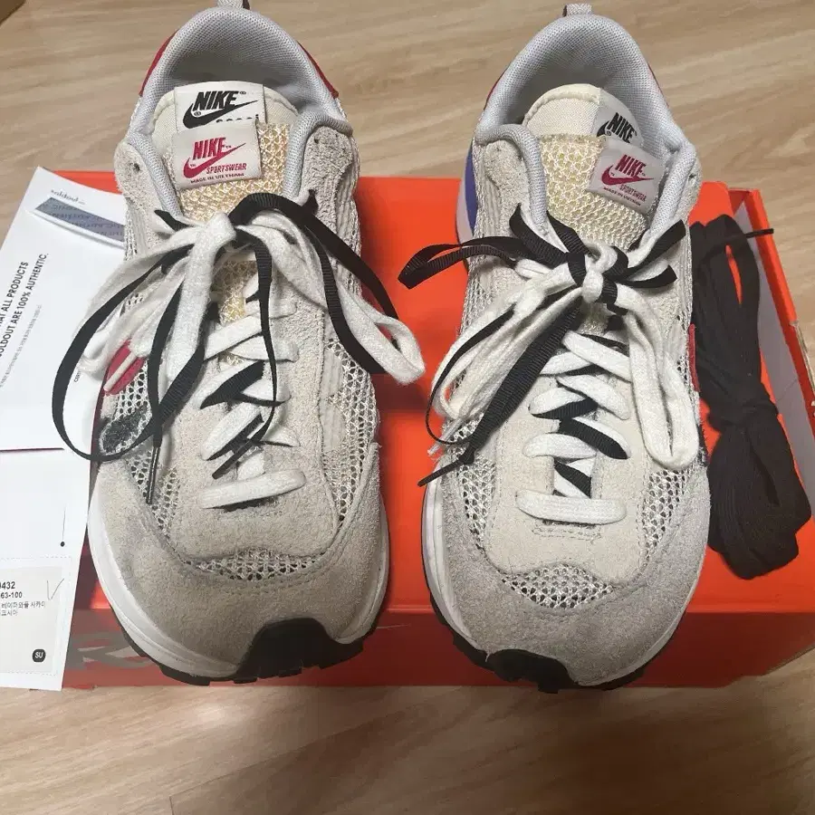 Nike x Sacai Vaporwaffle Fuchsia 270