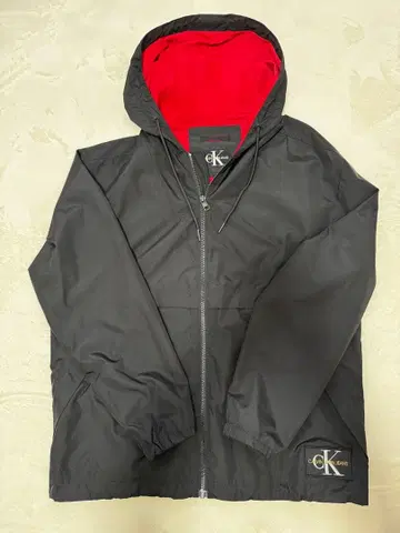 가격 인하 Calvin Klein Jeans 후드 부착 점퍼 M 사이즈