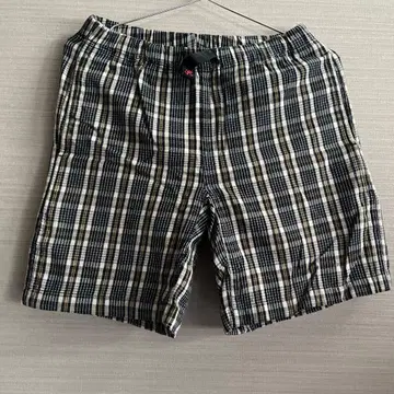 그라미치 체크 무늬 하프 팬츠