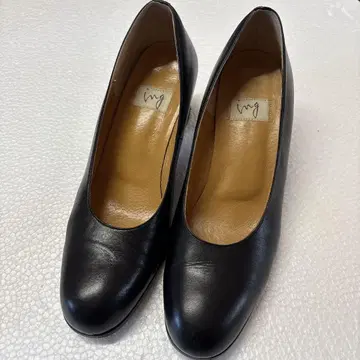 ing 블랙 펌프스 23.5cm 힐 높이 6cm 새상품급