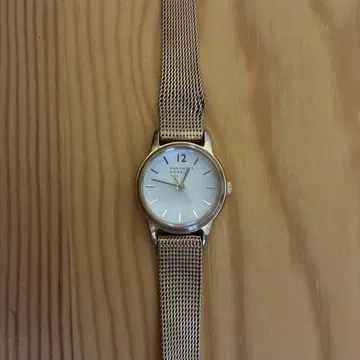 MARGARET HOWELL 손목시계 골드 메쉬 벨트 손목시계