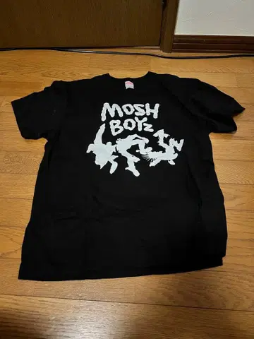 Mosh Boyz 블랙 T셔츠 L사이즈