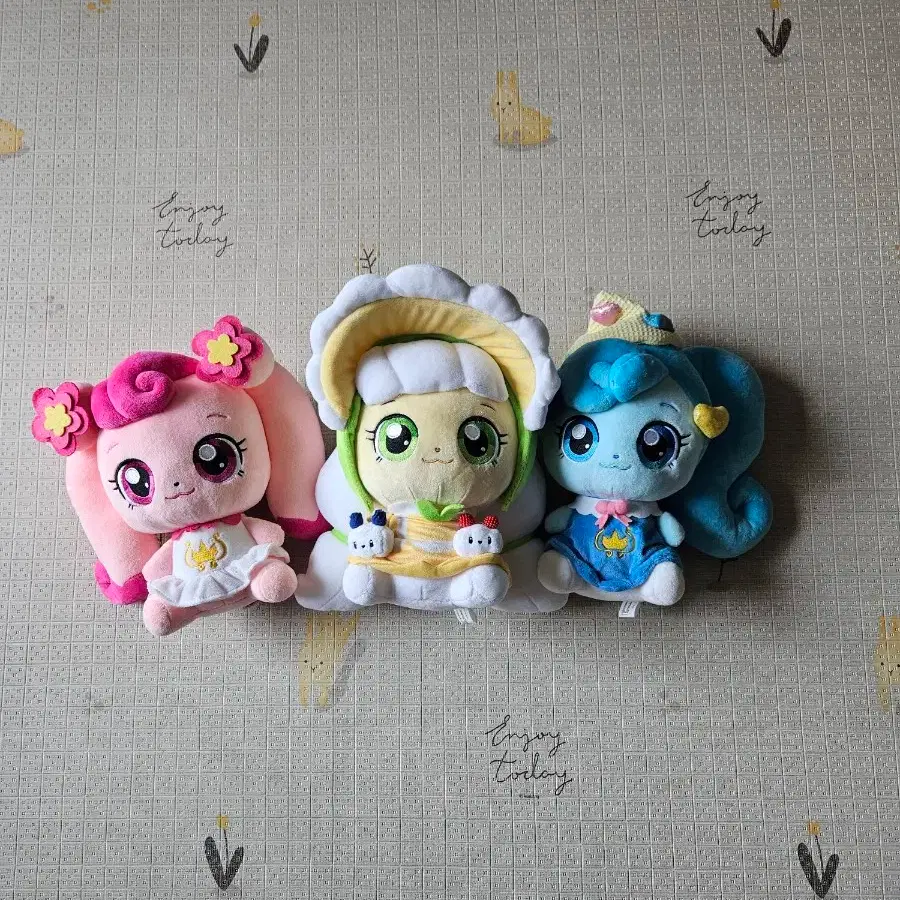 Free Shipping Tinyping Doll