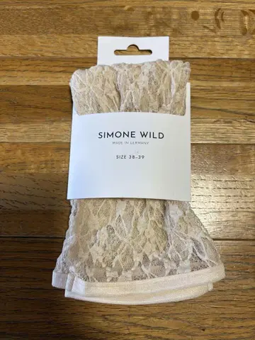 시모네 와일드 SIMONE WILD 베이지 레이스 삭스 38-39