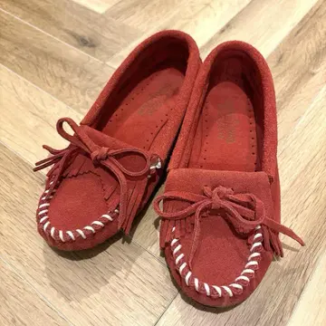 미네통카 모카신
