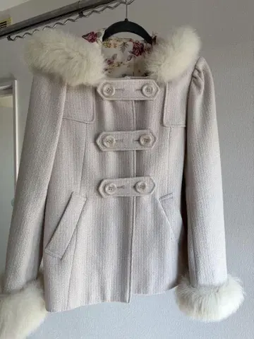 조이아스 퍼 포함 핑크 트위드 더플 코트