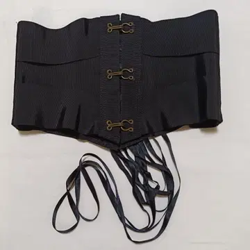 엑센트리크 EXCENTRIQUE 리본 코르셋