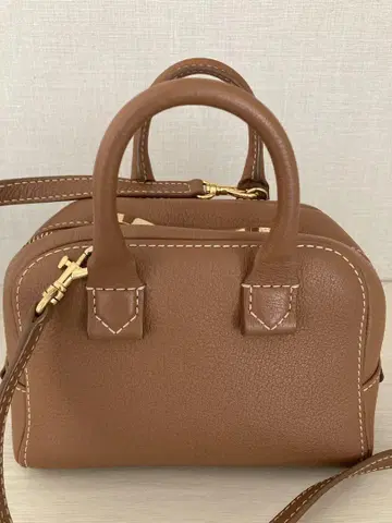 캐롤리나 헤레라 브라손 마이크로 보스턴, 크로스 바디백