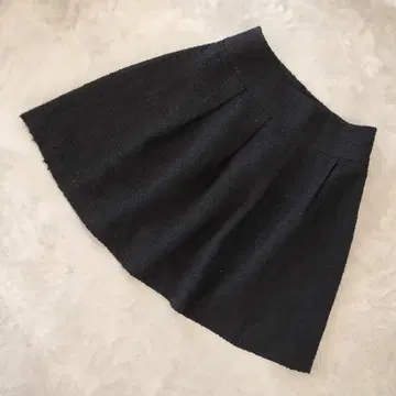 Couture brooch 미니 스커트 M 블랙 부클레 소재