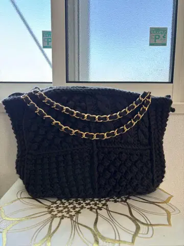 니트 소재 브라운 핸드백 골드 체인