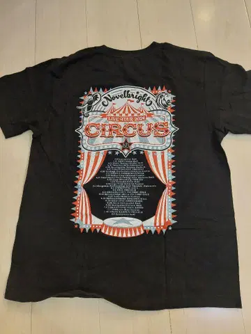 Noveltight 2024 Circus 티셔츠