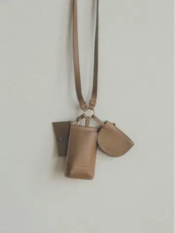 CLANE ATELIER AMBOISE 멀티 숄더