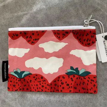 marimekko 이치고 패턴 파우치