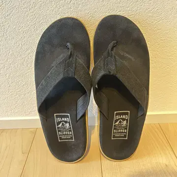 ISLAND SLIPPER 블랙 비치 샌들