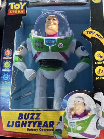 토이스토리 버즈 라이트이어