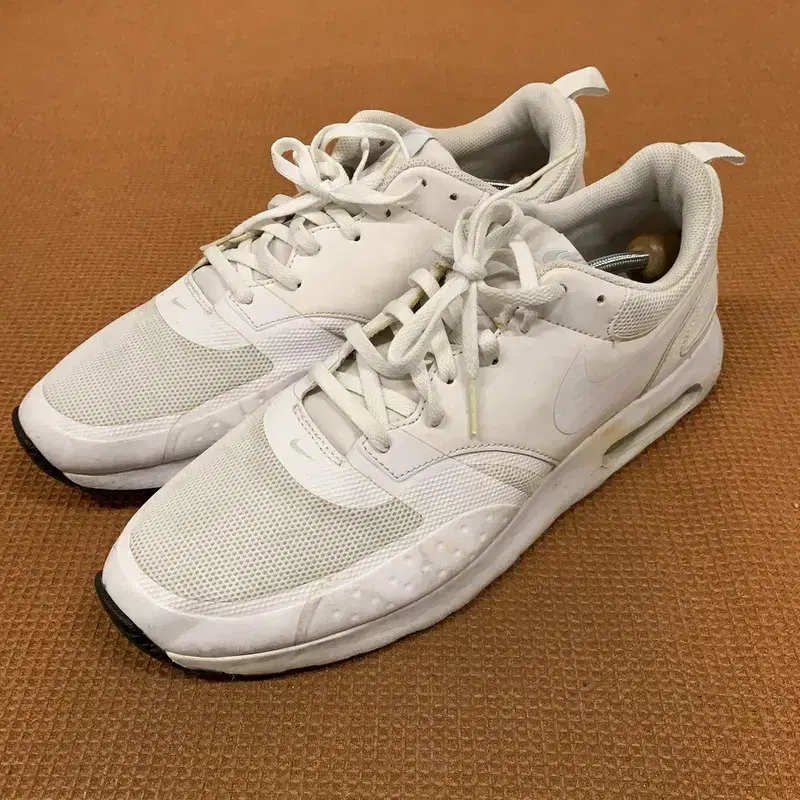 nike air max vision white