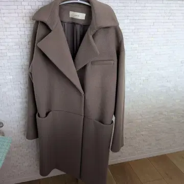 시클라스 CYCLAS 코트