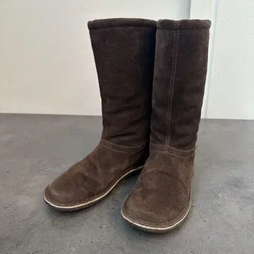 Clarks Originals Y2K 어그 부츠 브라운 22.5cm