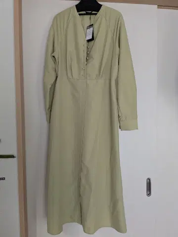 어반 리서치 ROSSO 허리 턱 피브릴 원피스 피스타치오