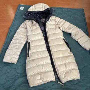 DUVETICA 후드 부착 다운 자켓 38