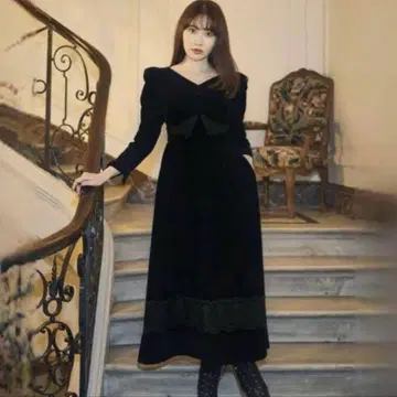 Her lip to 로열 벨루어 롱 드레스 M