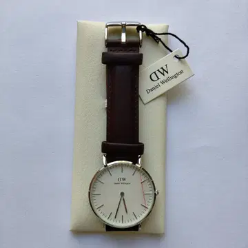 [ 전시품/미사용 ] 다니엘 웰링턴 아날로그 손목시계 36mm 남녀 공용