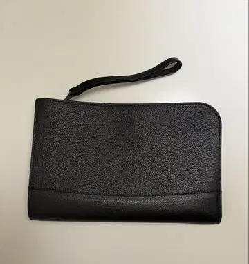 블랙 가죽 클러치백