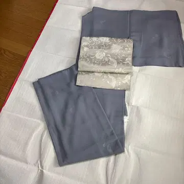 작가 작품! 원단 패턴이 멋진 고급 기모노! 문장 기모노 순수 실크!