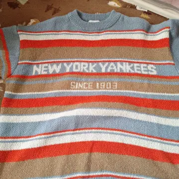 BTTF 니트 스웨터 NEW YORK YANKEES 스트라이프 F 사이즈