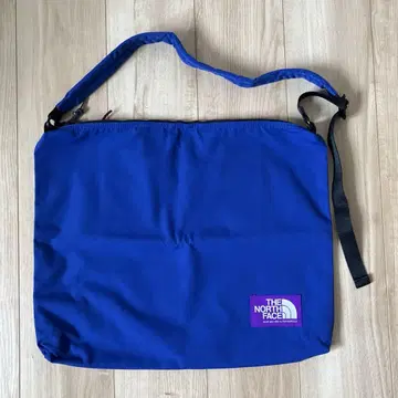 Field Shoulder Bag N24FO082