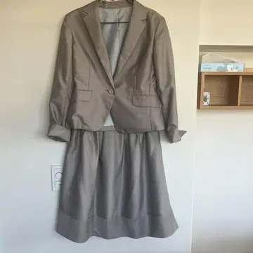 컴시즘 수트