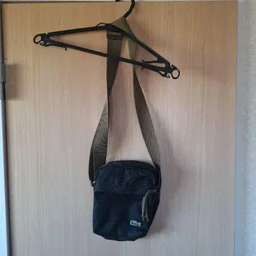 라코스테 숄더백 파우치
