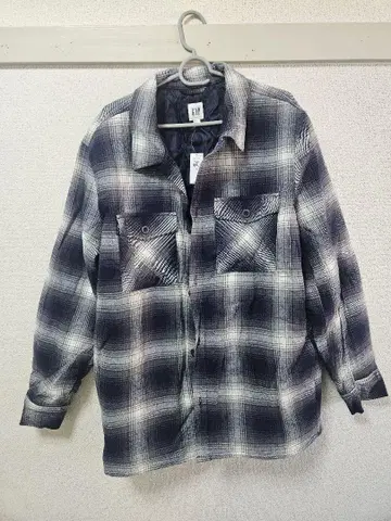 GAP 네이비 계열 체크 긴팔 L