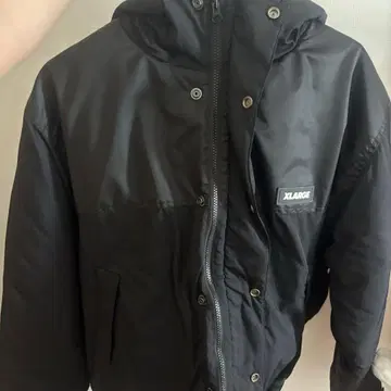 XLARGE 블랙 다운 자켓