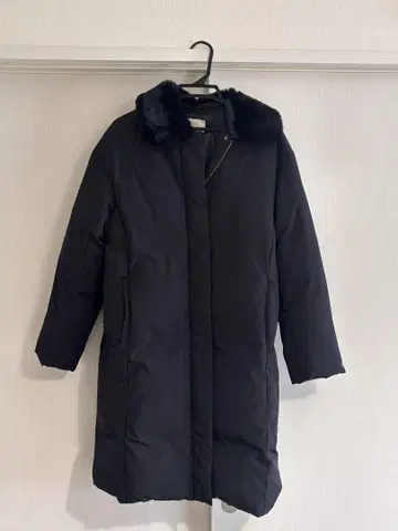 [ BEAMS HEART ] 퍼 달린 다운 코트