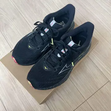[ 새상품급 ] 미즈노 러닝화 조깅화 웨이브 라이더 28