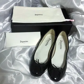 컨디션 최상 레페토 카미유 블랙 에나멜 발레 슈즈 Repetto