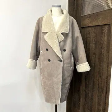 KBF 무스탕 코트 KBF 자켓 페이크