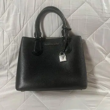 MICHAEL KORS 블랙 핸드백