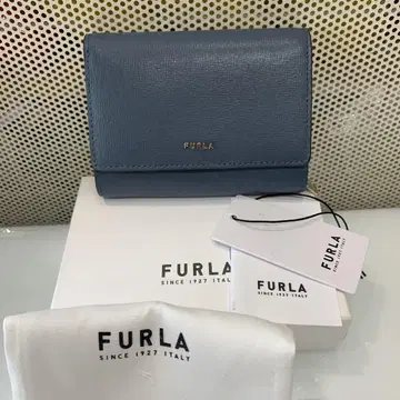 FURLA 훌라 2단 접이식 지갑 바빌론 새상품급