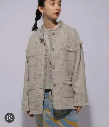 새상품급 HARE 트위드 노카라 자켓 그레이 계열 프린지 가공