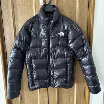 THE NORTH FACE 블랙 다운 자켓