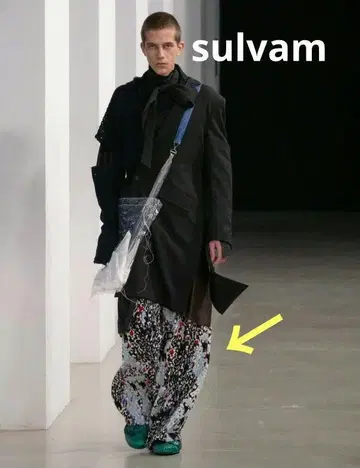미사용 새상품 택 포함 sulvam 사루엘풍 팬츠