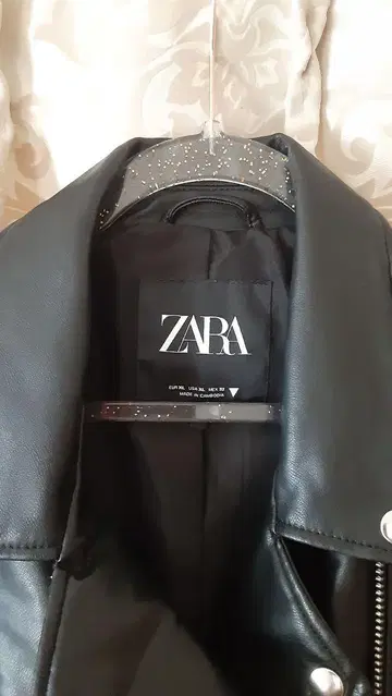 ZARA 블랙 라이더 자켓 (XL)