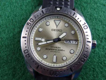 하자 있음 초희귀 SEIKO 메카니컬 티타늄 다이버 SKX405