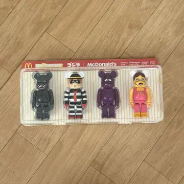 [ 미개봉 ] 맥도날드 고질라 BE@RBRICK 베어브릭 4체 세트